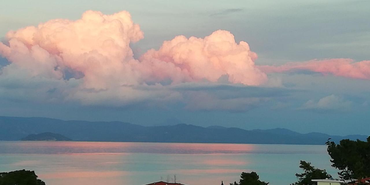 Seaside View Villa Hanioti Buitenkant foto